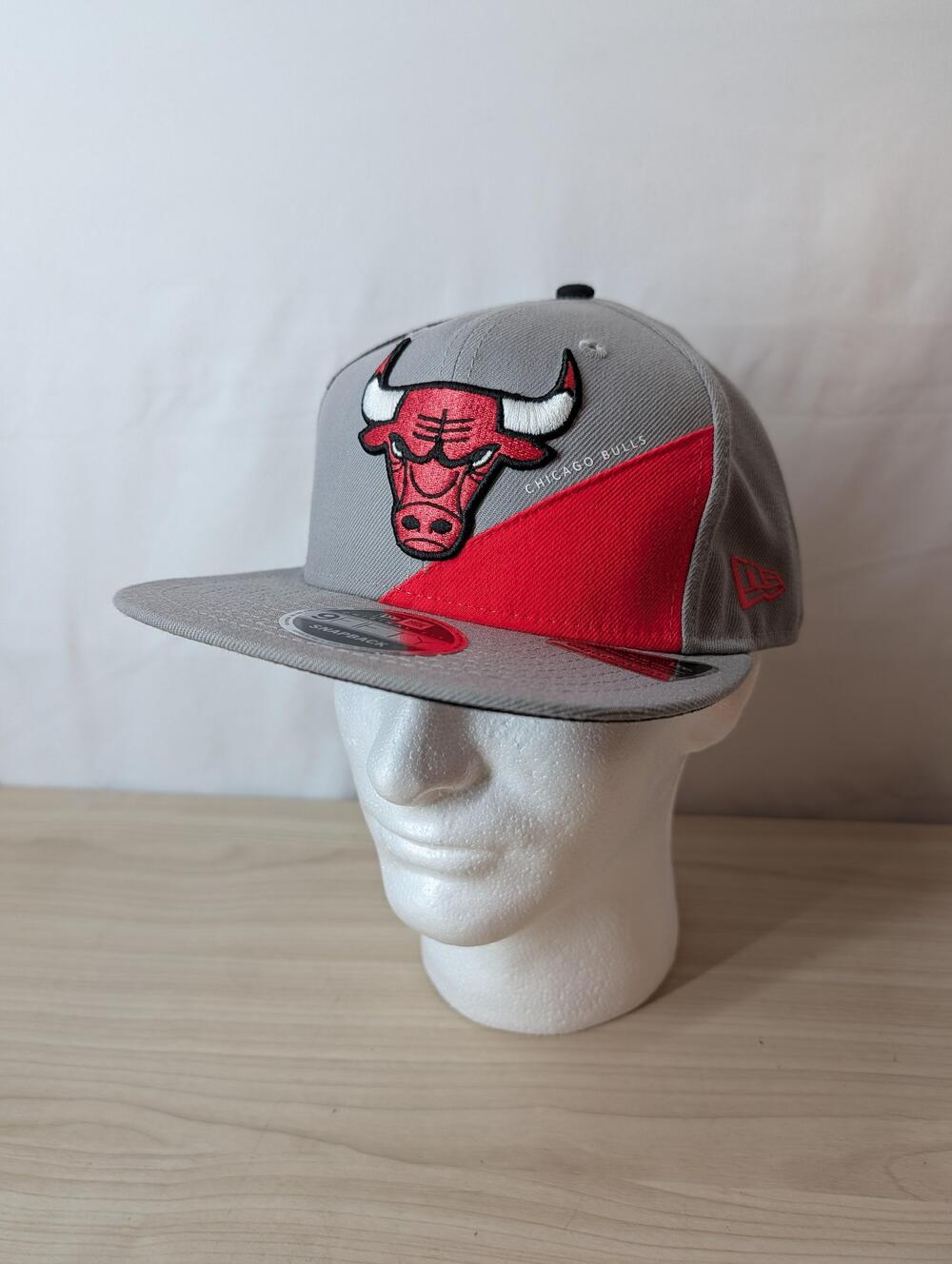 Chicago Bulls Hat Cap Snap Back Mens One Size NBA Basketball 9FIFTY New Era